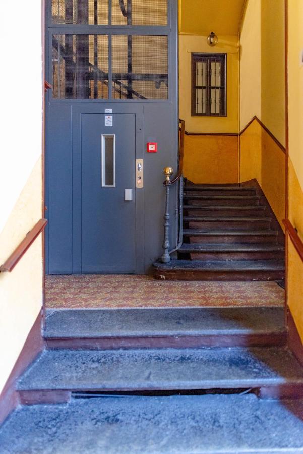 Nella Casa Del Pittore Torino Exterior foto